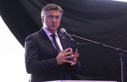 Plenković: Terorizam se oslanja na ovakva zbivanja,  sigurnosne službe trebaju pratiti situaciju