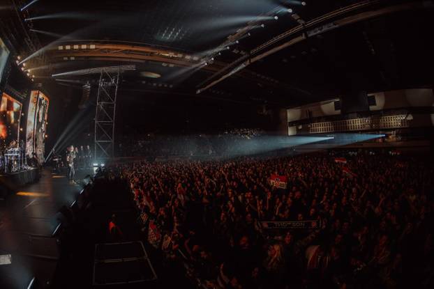 FOTO Pogledajte kako je bilo drugu večer zaredom na koncertu Thompsona u Splitu