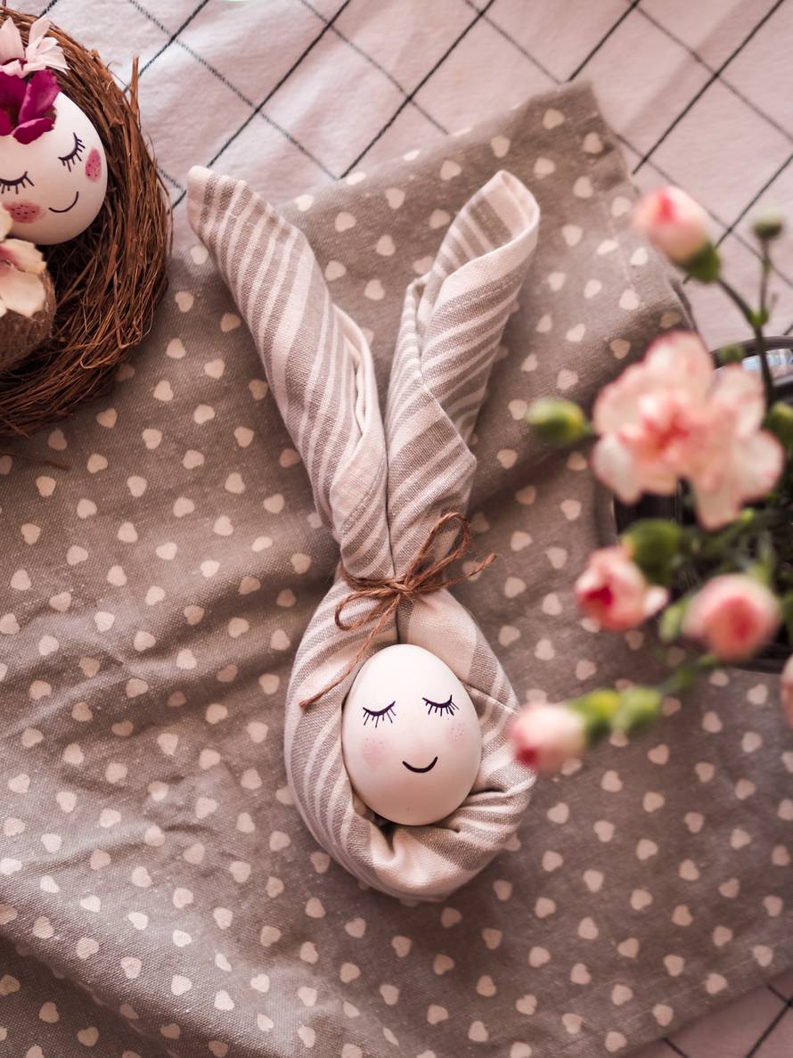 Pitate se kako efektno ukrasiti stol za Uskrs? Imamo rješenje