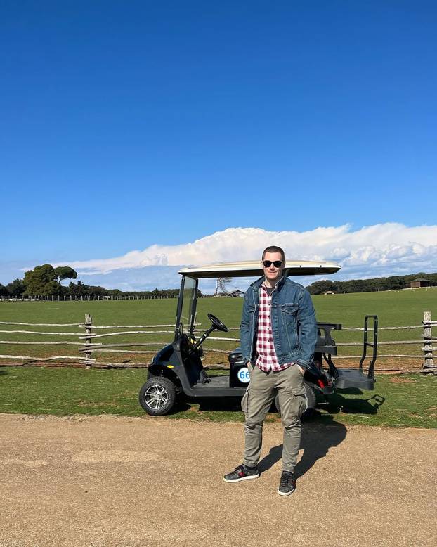 FOTO Tko je Zubčićeva zaručnica Ana? Obožava tjelovježbu,  a sve je pokrenula jedna poruka...