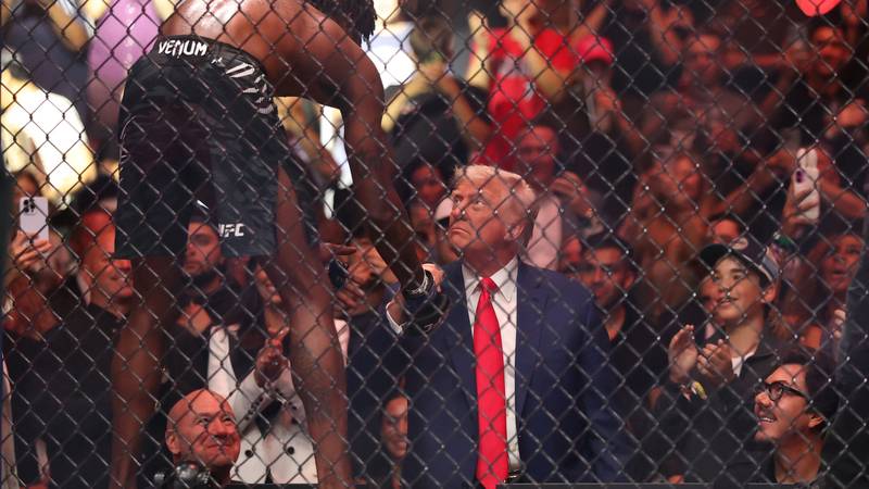 Donald Trump: Organizirat ću MMA borbu u Bijeloj kući, na proslavi mojeg 80. rođendana