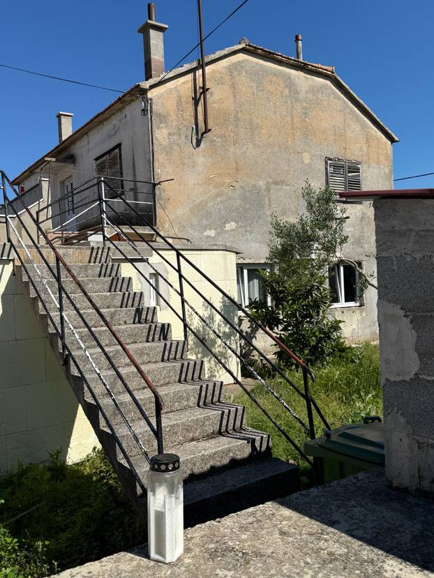 FOTO Reporter 24sata na  mjestu užasa: Pozvao je Luku gore i ubio ga. Prijatelj je pobjegao