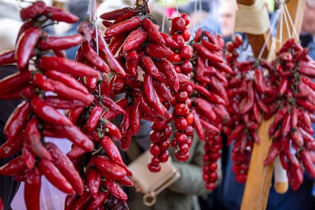 Održava se Zimski vašar i Čvarakfest u Karancu