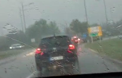 VIDEO Snažno nevrijeme je pogodilo dijelove Istre: 'Jaka kiša brzo se pretvorila u tuču'