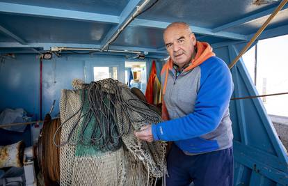 Velik broj ribara ostaje na vezu: 'Neće bit novca za obnovu plovila, niti za plaće ribara'