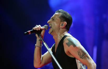 Depeche Mode dva su sata pjevali pred 15.000 fanova