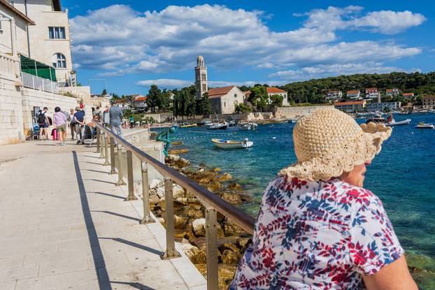 Ljetno poslijepodne u gradu Hvaru