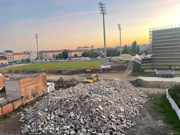 FOTO Stadiona u Kranjčevićevoj više nema! Srušili ga do temelja
