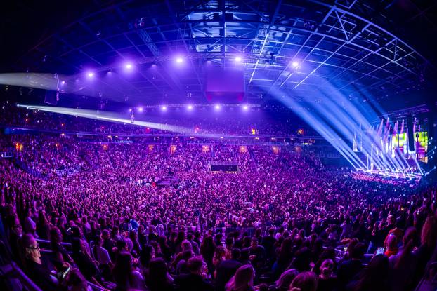 FOTO Kakva kombinacija! Evo u čemu je Seve nastupila u Areni