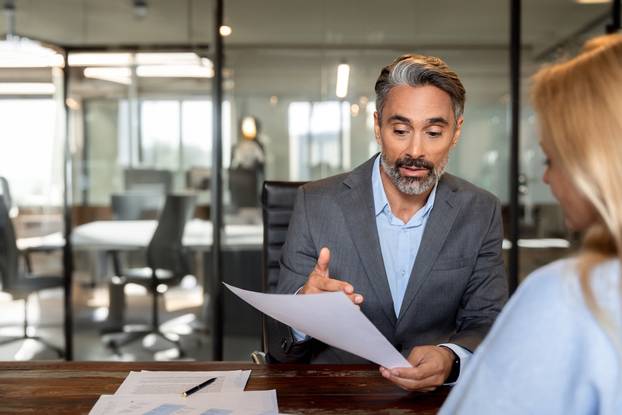 Lawyer,Or,Real,Estate,Agent,Make,Consultation,For,Client.,Mature