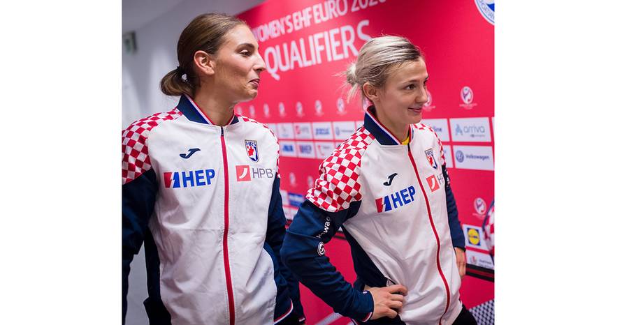 Ivana Kapitanocić i Tea Pijević