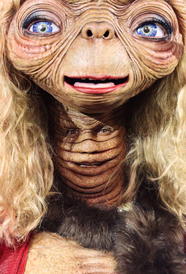 Heidi Klum hosts annual Halloween party in New York