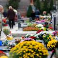 Za blagdan Svih Svetih poseban policijski nadzor uz groblja, u Zagrebu regulacija prometa