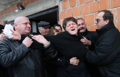 Traže pritvor za nasilnog policajca iz Bjelovara