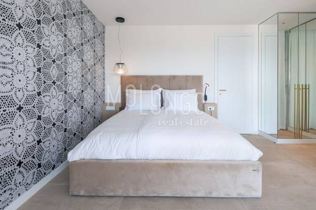 Opa! Vila na Pagu opremljena je tako da ni ne morate na plažu