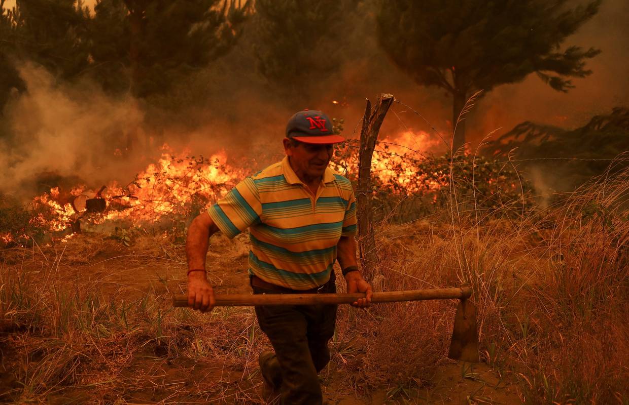 Šumski požari u Čileu odnijeli 22 života, objavili crvenu uzbunu