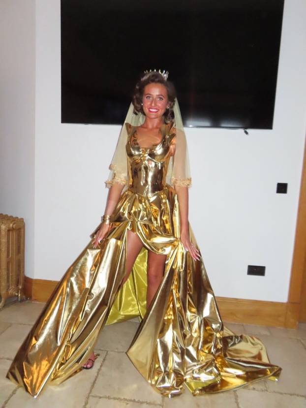 FOTO Udaje se 16-godišnja kći Tysona Furyja: Objavila fotke s raskošne djevojačke zabave