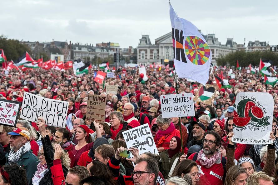 Protest demanding a tougher stance from the Dutch government against Israel's war in Gaza, in Amsterdam