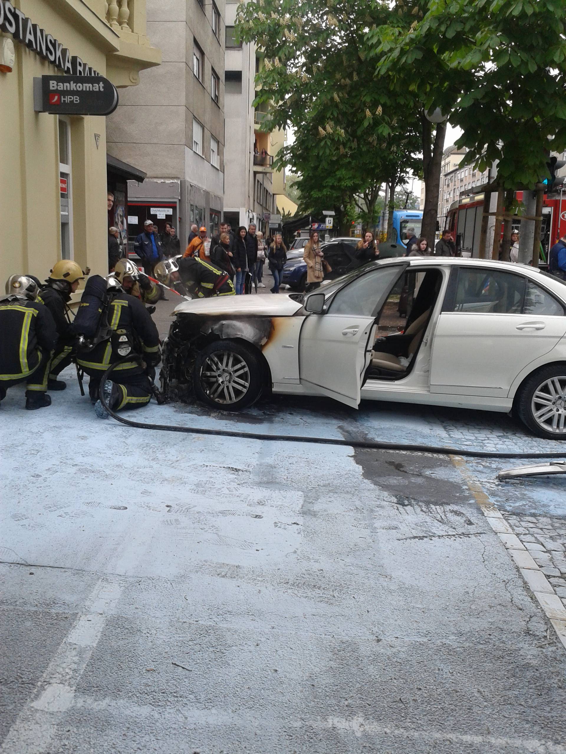 Planuo auto kćeri tajkuna: U zadnji tren izvukli dvije curice