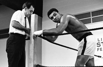 Muhammad Ali za kraj karijere htio borbu protiv Mate Parlova