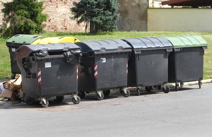 U Splitu nije prihvaćen prijedlog o skidanju točke dnevnog reda o kontejnerima na Spinutu