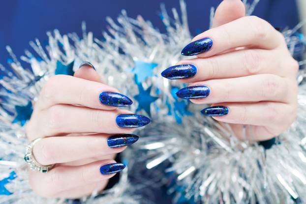 FOTO Božićne manikure sezone: 50 super ideja za inspiraciju!