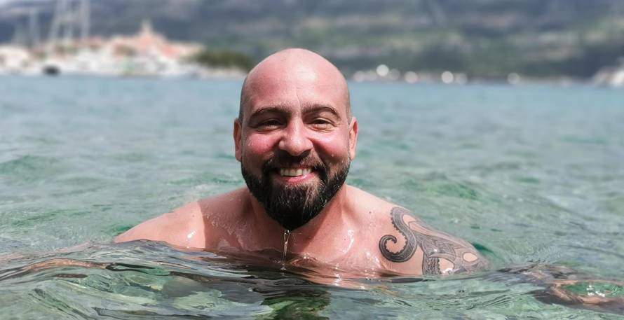 Ribafish je danas na Hvaru, a puno ljudi želi zaplivati s njime