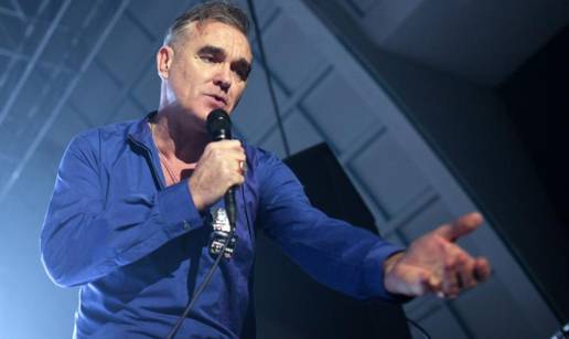 Morrissey otkazao koncert  jer se opet bori s rakom jednjaka?