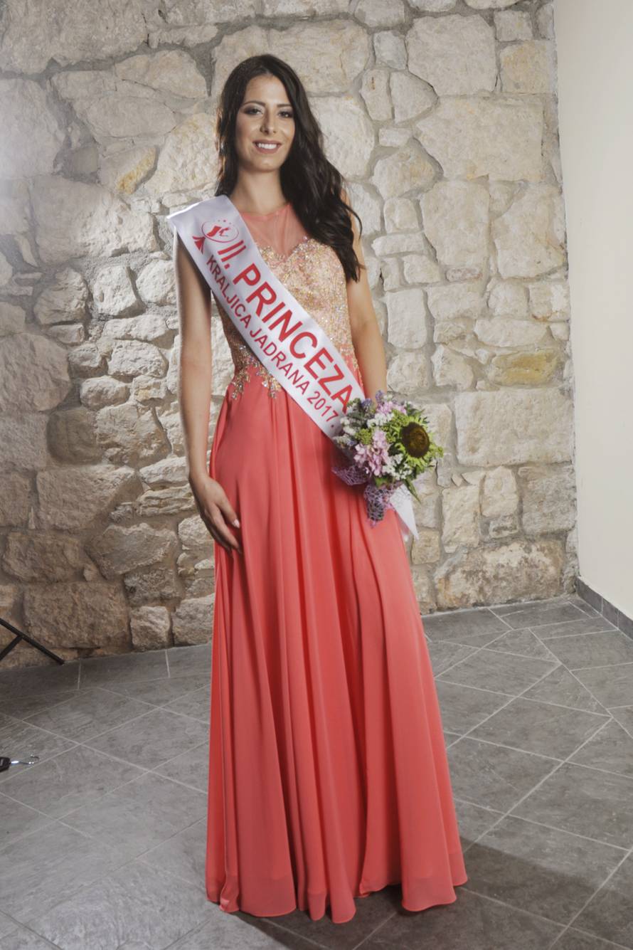 Antonela Bračanov ponijela je titulu najljepše na Jadranu