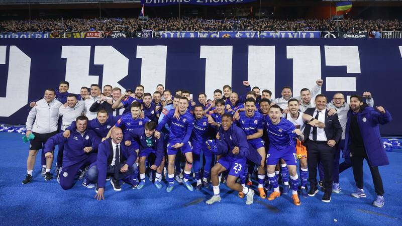 FOTO Večeras je njihova fešta: Dinamovci stali pred Boyse i proslavili 115. rođendan i titulu