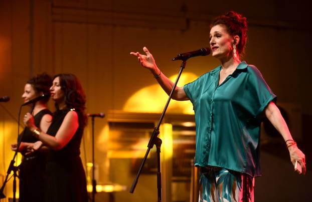 Oroslavje: Doris Dragović nastupila na Ljetnoj pozornici