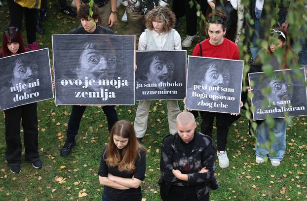 Zagreb: Studenti dramske umjetnosti prosvjeduju i traže otkaz dekana