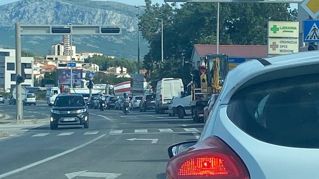 Prometni kaos pred Splitom zbog radova: 'Ljudi izlaze iz automobila, psuju, viču...'