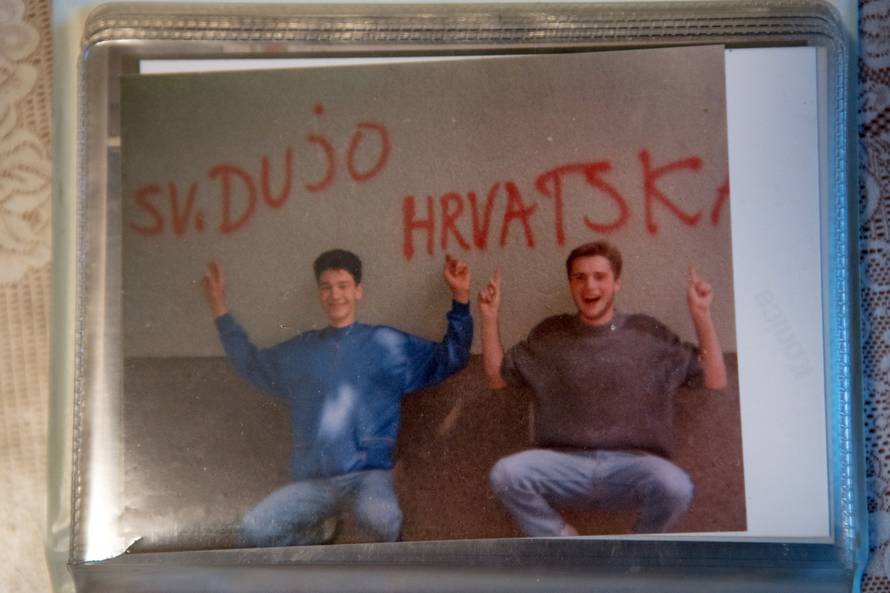 'Za majku dijete ne može nikad umrijeti, uvijek je pored mene'