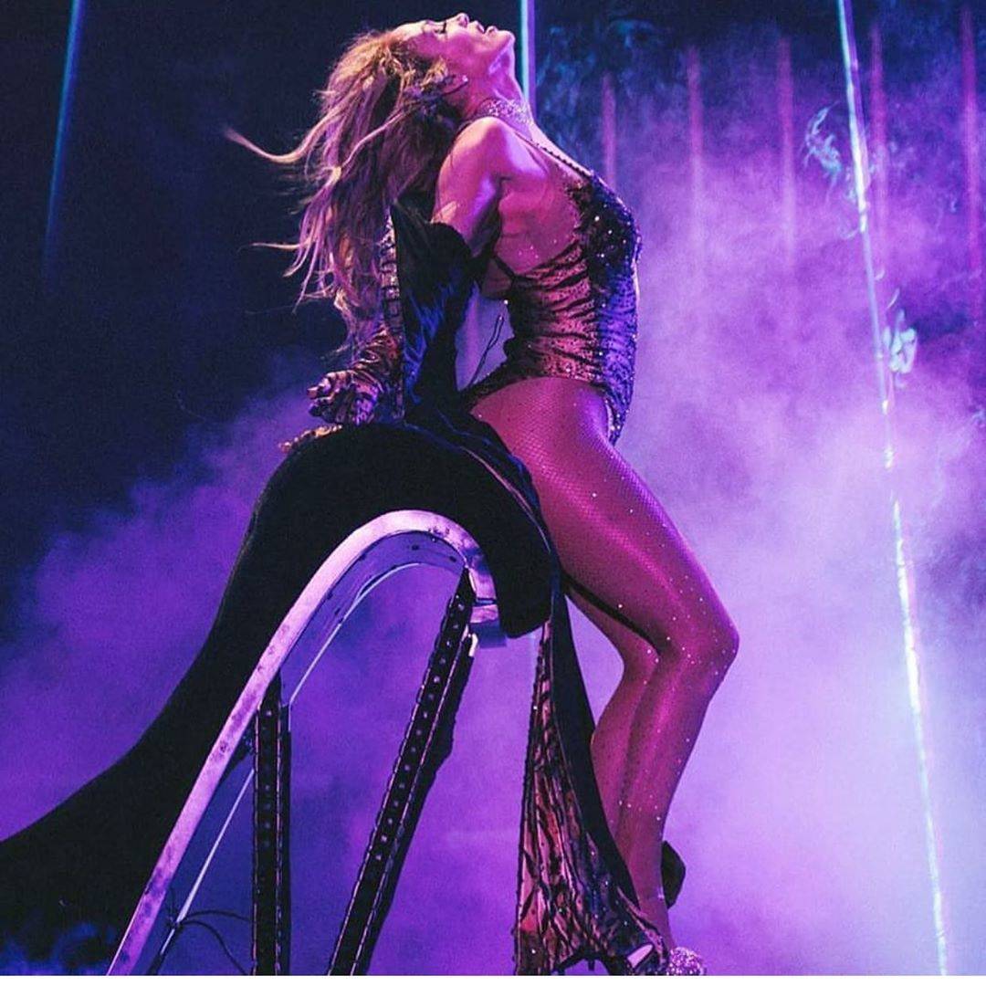 Jennifer Lopez objavila fotku iz kreveta s modricom na oku...