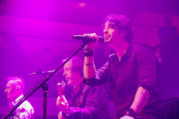 Zadar: Koncert Parnog Valjka u Arsenalu povodom Valentinova