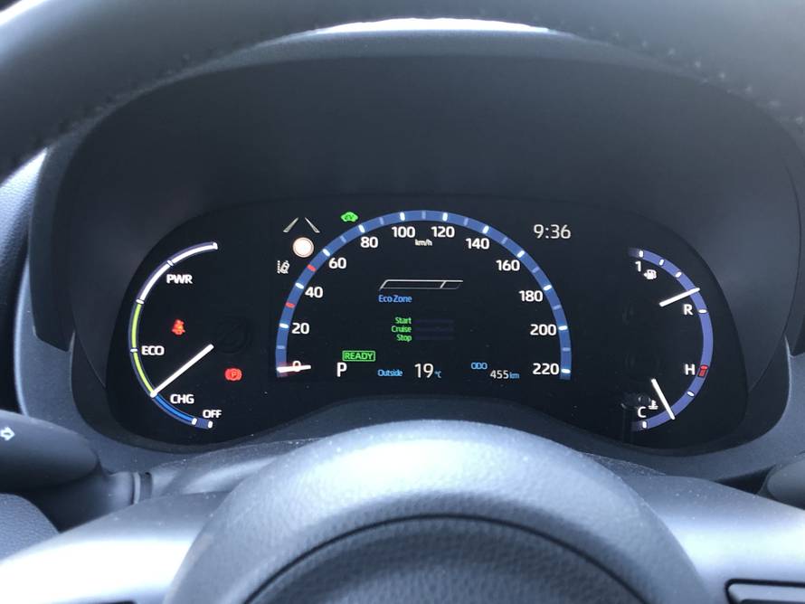 Toyota Yaris Cross s hibridnim pogonom troši četiri litre u gradu i tjera vas na opuštanje