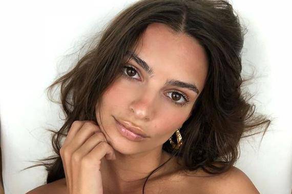 Ratajkowski pozirala u toplesu: 'Ovako izgleda poslovna žena'