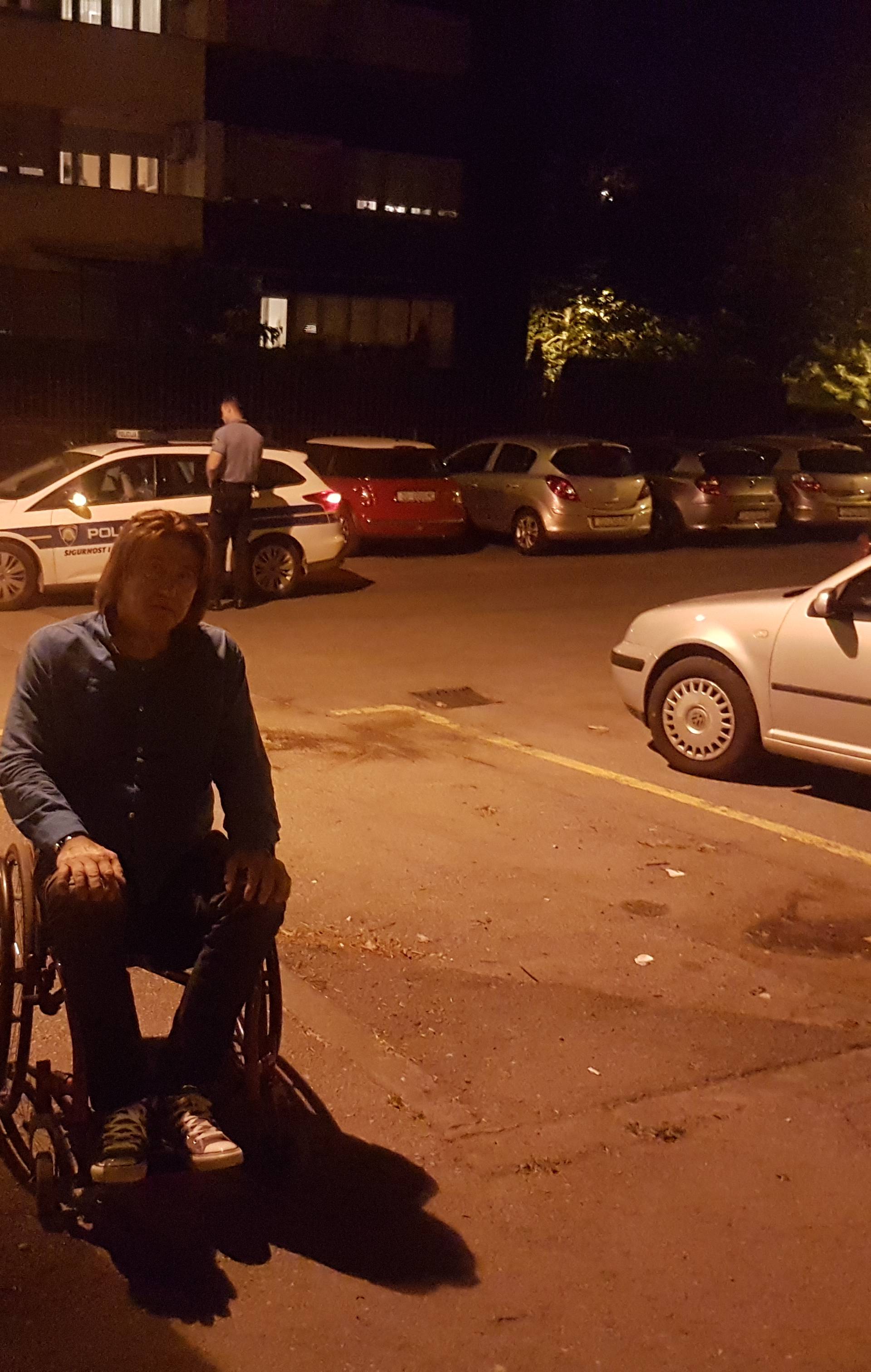 Škenderu opet ukrali invalidska kolica: 'Ne mogu doći k sebi'