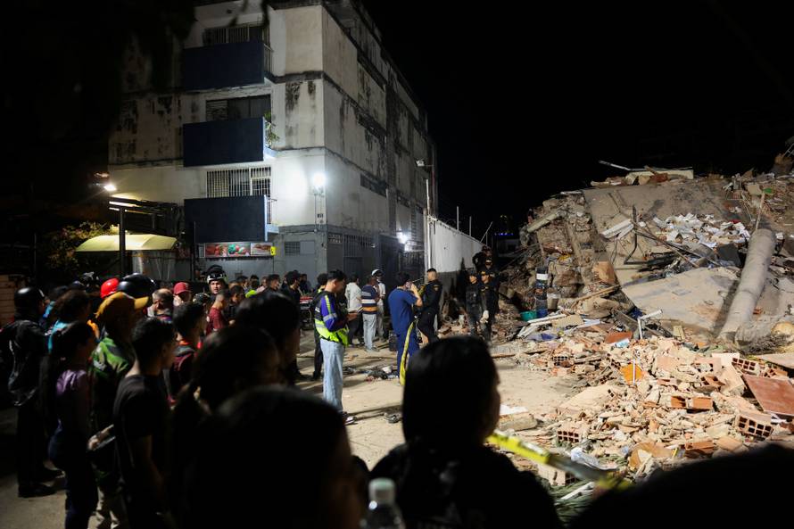 Aftermath of earthquakes in Caracas