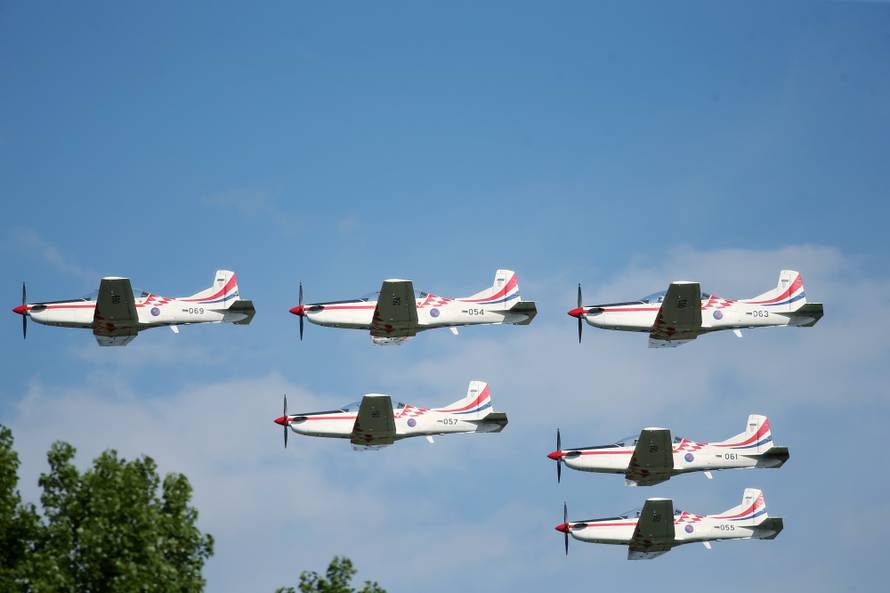 Aeromiting: Posjetitelji uživali u spektakularnom programu