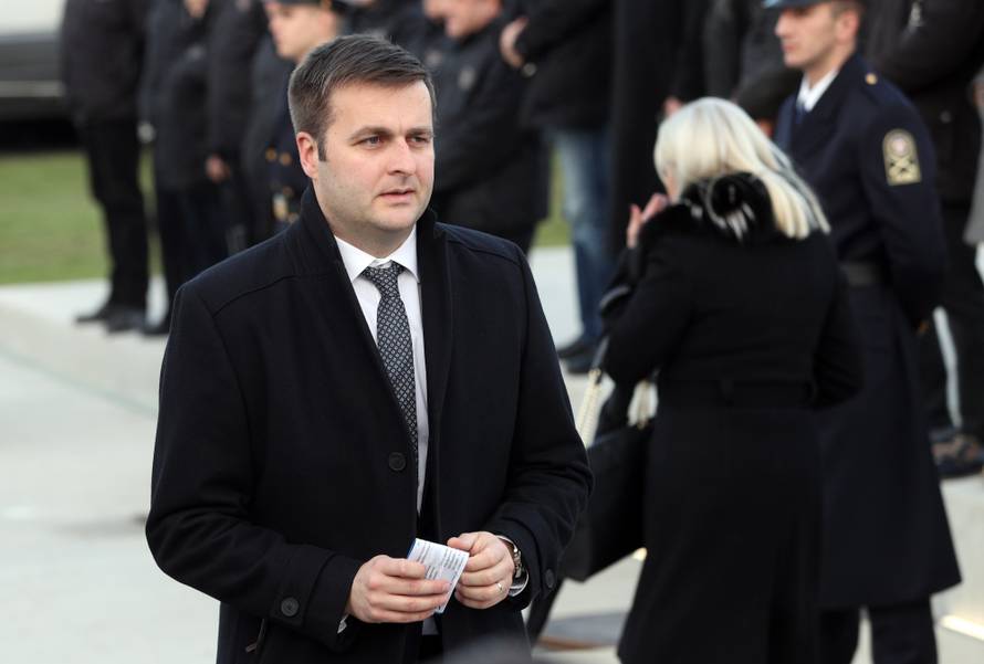 Otkrili spomenik Tuđmanu, evo tko je sve bio među uzvanicima