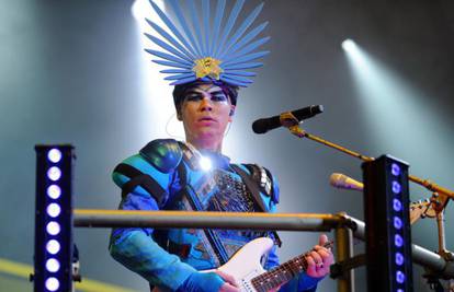 Empire Of The Sun otkrili su prvi singl sa novog albuma