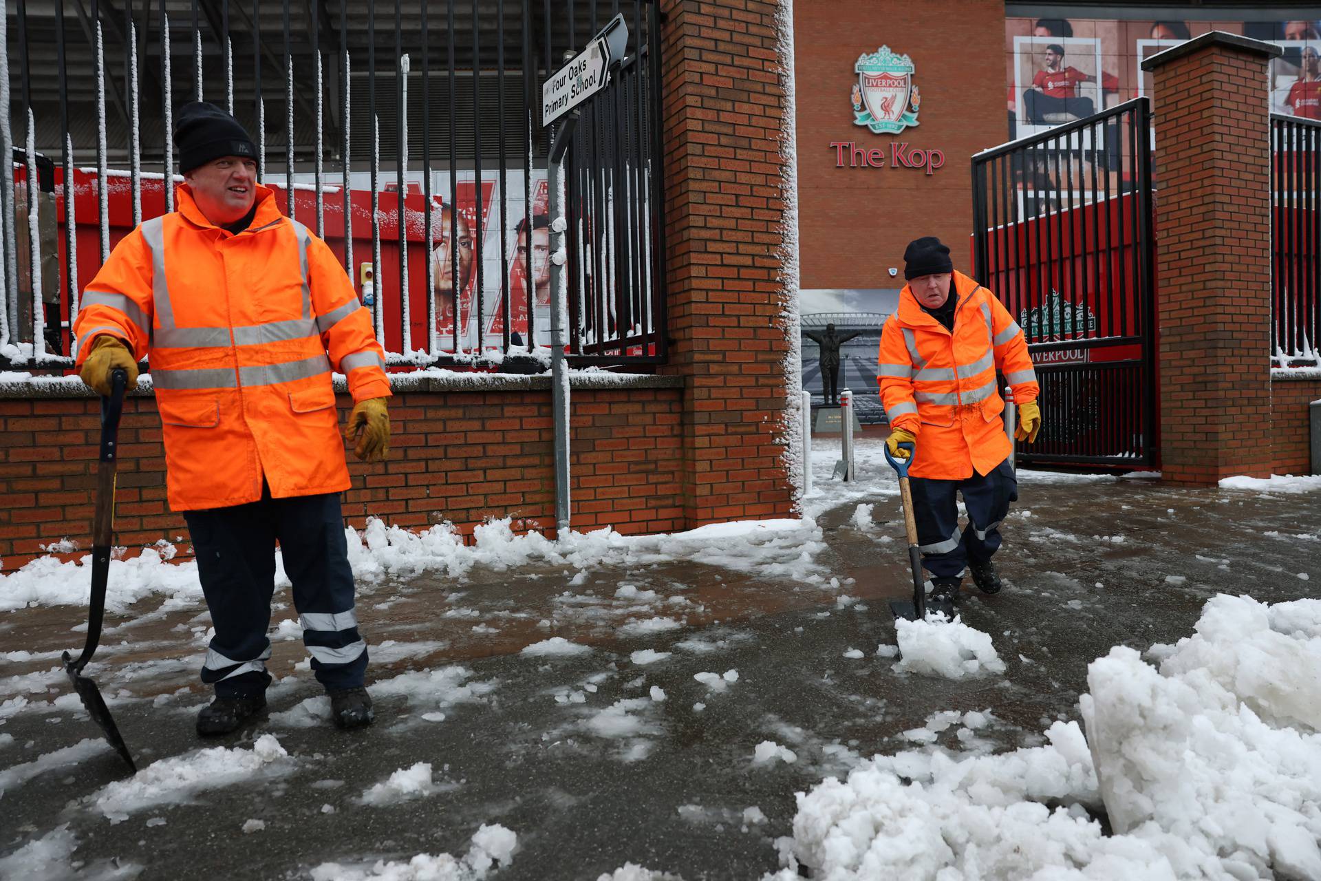 Premier League - Liverpool v Manchester United