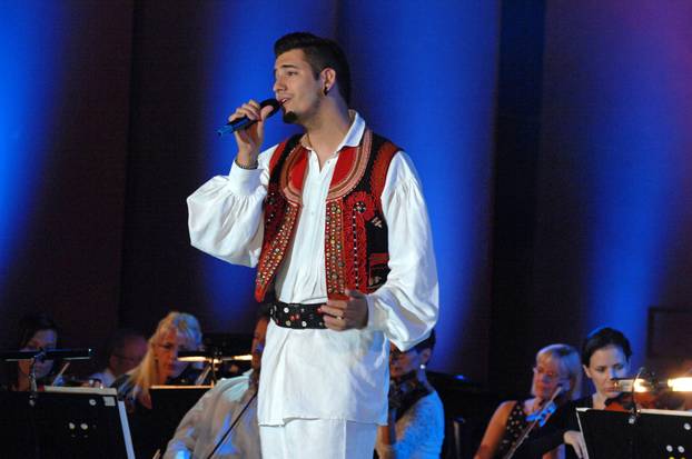 Krapina: Ivo Josipovi? na 47. Festivalu kajkavskih popevki