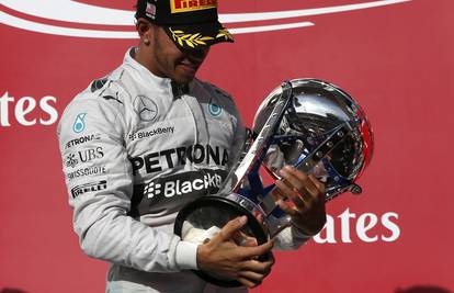 Hamilton se približio naslovu i postao najtrofejniji Englez ikad