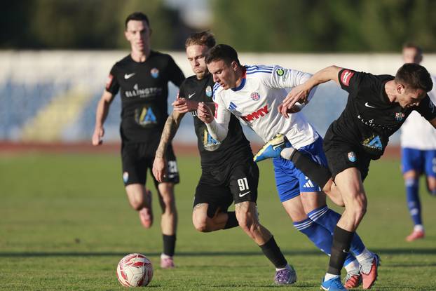 Vinkovci: NK Vukovar i HNK Hajduk sastali se u 9 kolu Prve HNL