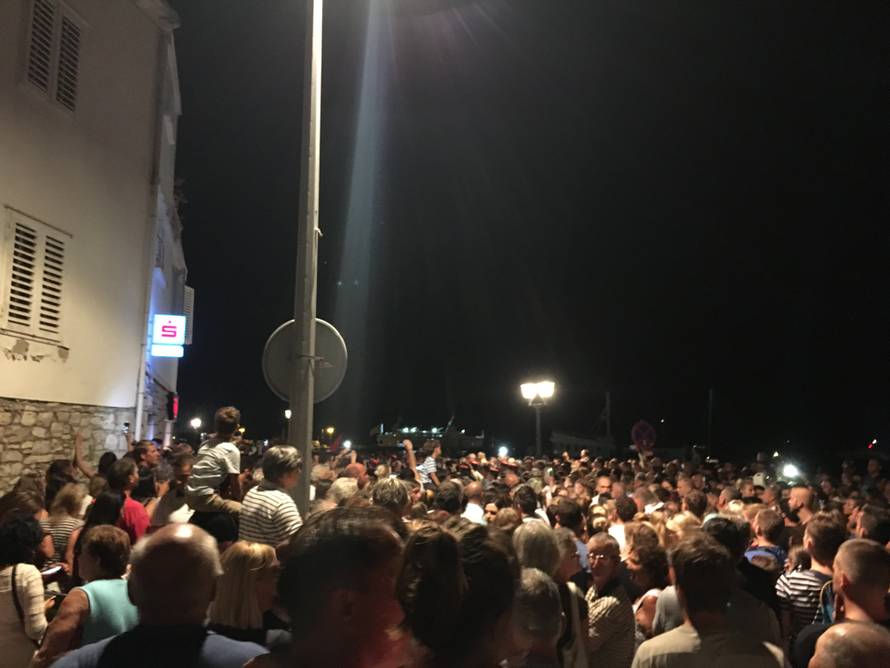 'Morski vuk' je posljednji put uplovio u voljenu Velu Luku