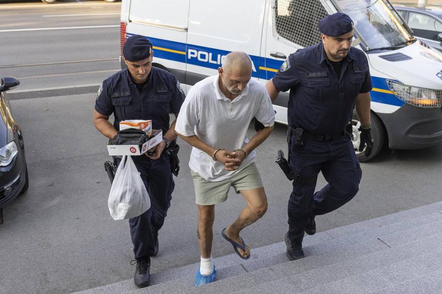 Osijek: Privođenje osumnjičenog za ubojstvo supruge u mjestu Tenja