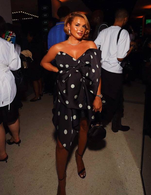 FOTO Sportska novinarka zbog bizarne navike ostavila dečka. 'Nosio je to i tijekom seksa...'